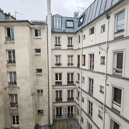Seine 2-min & Notre Dame Cozy Apartment Paris