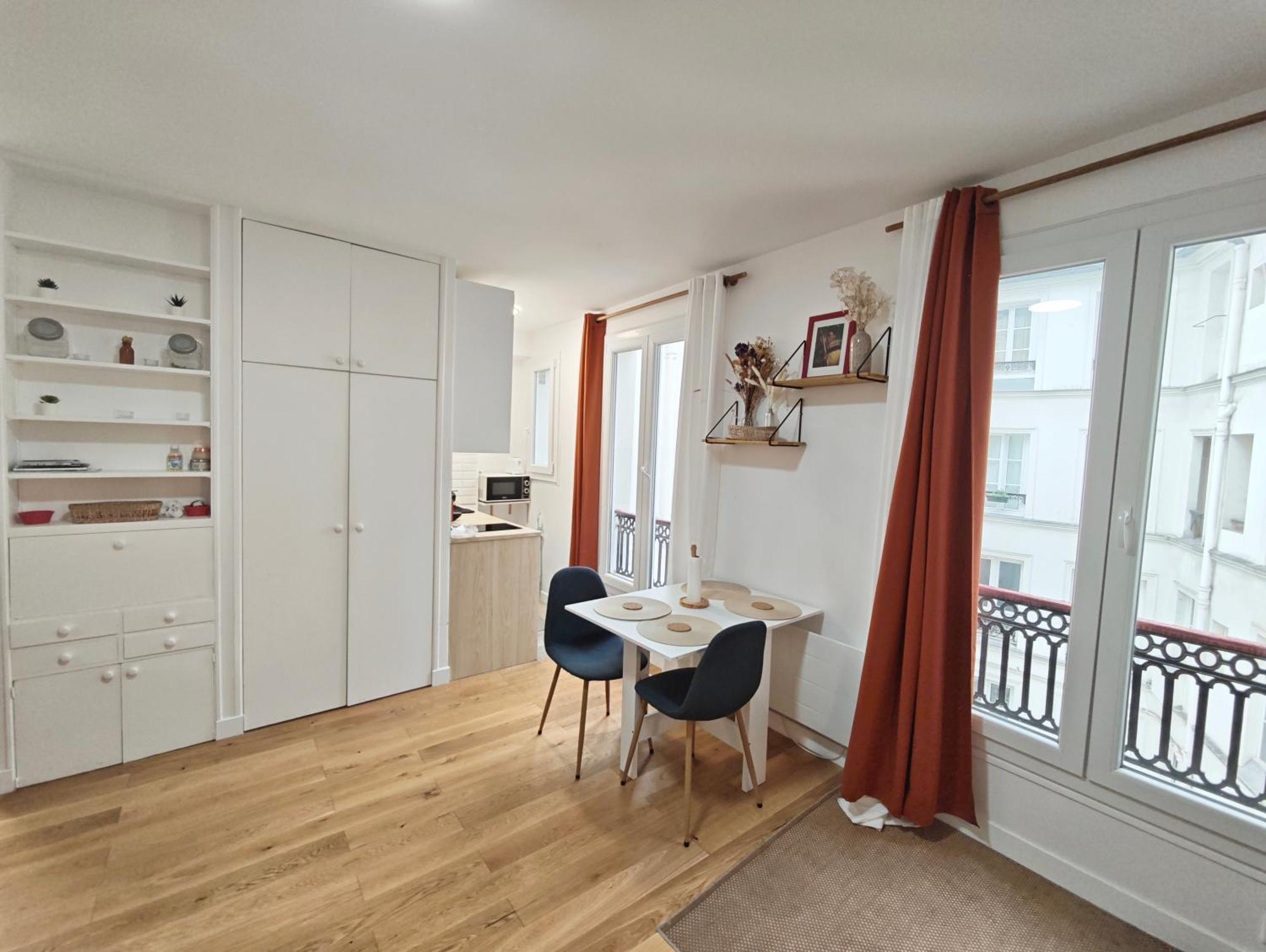 Apartment Seine 2-min & Notre Dame Cozy *